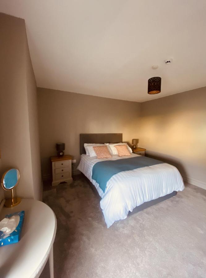 3 Bedroom Luxury Apartment Main Street Cashel Tipperary Cashel (Tipperary) Exterior foto